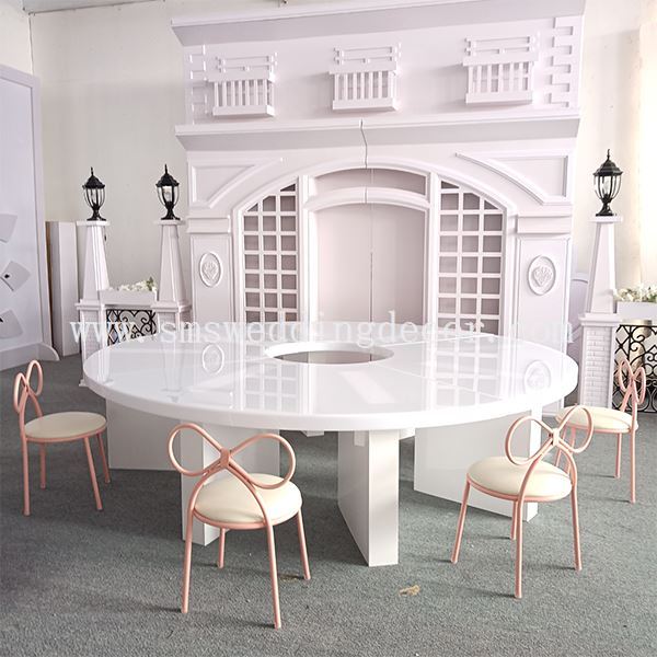 reception table for restaurant