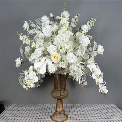 Bláthanna Saorga Centerpieces mórdhíola